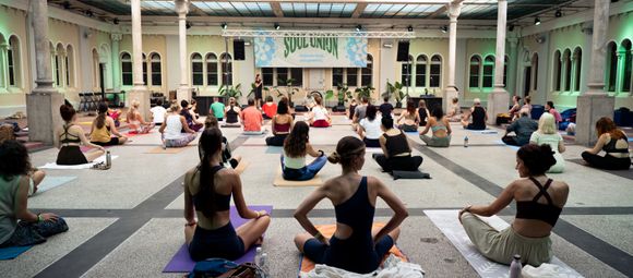 SOUL UNION 2025: Festival spojení pro duševní zdraví vynesl 150 099 Kč na podporu kliniky Tree Clinic na Zbraslavi