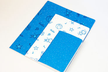 Ručně šité sešity s Kapkou naděje